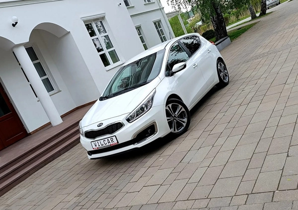 Kia Ceed cena 45900 przebieg: 181800, rok produkcji 2018 z Stawiski małe 704